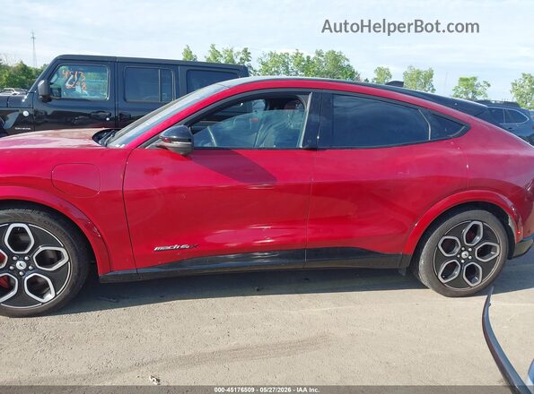 3FMTK4SE7PMA75224 2023 FORD MUSTANG MACH-E Red სალონის 360-გრადუსიანი ხედი
