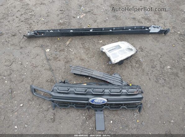3FTTW8A33RRB26577 2024 FORD MAVERICK Черный Вид панели приборов