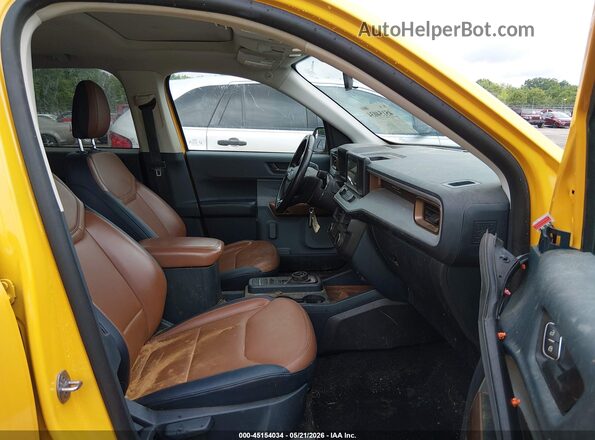 3FTTW8F94PRA54055 2023 FORD MAVERICK Yellow Front interior view