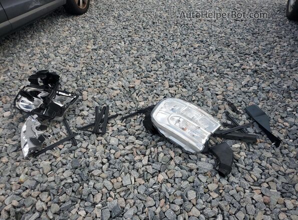 3FTTW8F95PRA83757 2023 FORD MAVERICK White Widok komory silnika