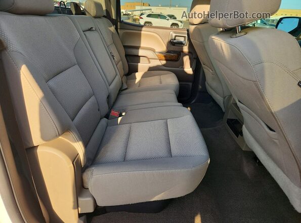 3GCPCREC2HG125487 2017 CHEVROLET SILVERADO White Vista de los asientos traseros