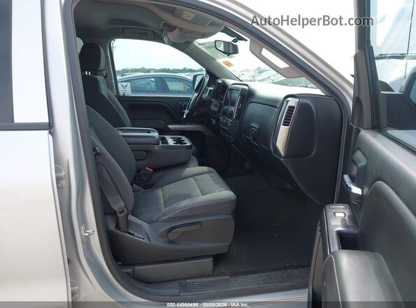 3GCPCREC2JG370943 2018 CHEVROLET SILVERADO Silver Vista interior delantera