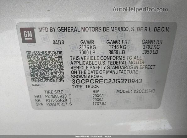 3GCPCREC2JG370943 2018 CHEVROLET SILVERADO Silver Vista del compartimento del motor