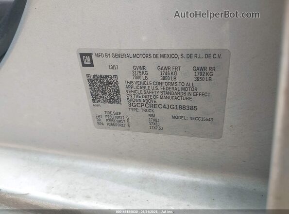 3GCPCREC4JG188385 2018 CHEVROLET SILVERADO Silver Vista del compartimento del motor