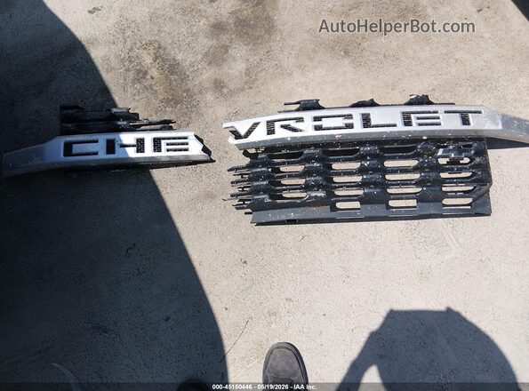 3GCPWBEH7LG100975 2020 CHEVROLET SILVERADO Silver ხელსაწყოთა პანელის ხედი