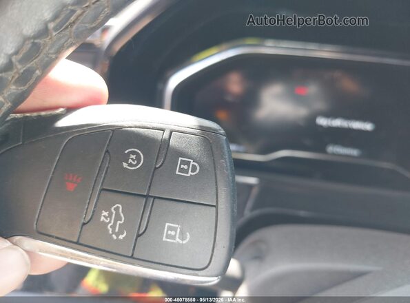 3GCUDEED8RG205816 2024 CHEVROLET SILVERADO Gray Առջևի վահանակի տեսք