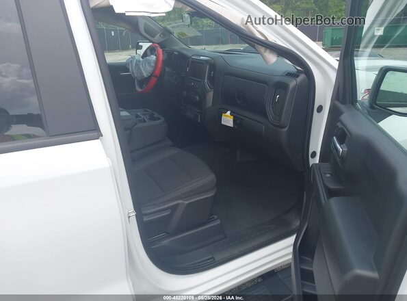 3GCUKCED6TG205380 2026 CHEVROLET SILVERADO White წინა სალონის ხედი