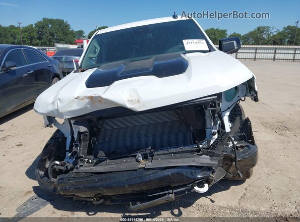 3GCUKFED3TG304224 2026 CHEVROLET SILVERADO White Սարքավորումների վահանակի տեսք