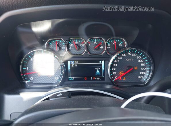3GCUKREC3HG221327 2017 CHEVROLET SILVERADO Silver Հետևի նստատեղերի տեսք