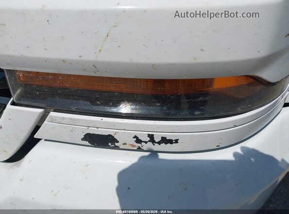 3GCUKREC4HG298580 2017 CHEVROLET SILVERADO White Widok z przodu