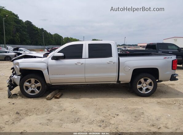 3GCUKREC4HG413503 2017 CHEVROLET SILVERADO Silver Widok wnętrza 360 stopni
