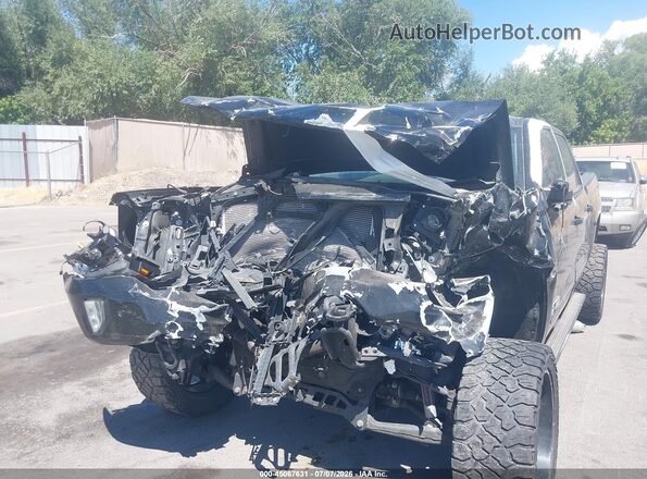 3GCUKREC7HG311757 2017 CHEVROLET SILVERADO Black Widok z przodu