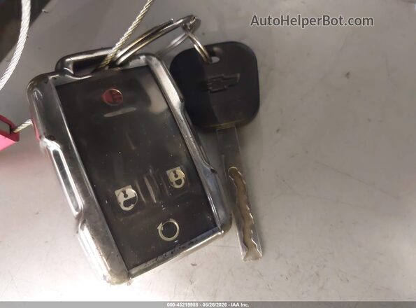 3GCUKREC8GG206563 2016 CHEVROLET SILVERADO Red Առջևի վահանակի տեսք