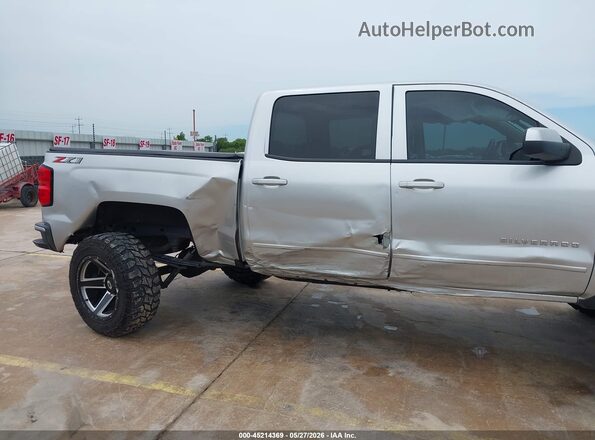 3GCUKREC9JG265600 2018 CHEVROLET SILVERADO Silver წინა ხედი