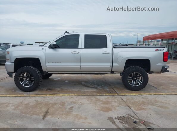 3GCUKREC9JG265600 2018 CHEVROLET SILVERADO Silver სალონის 360-გრადუსიანი ხედი