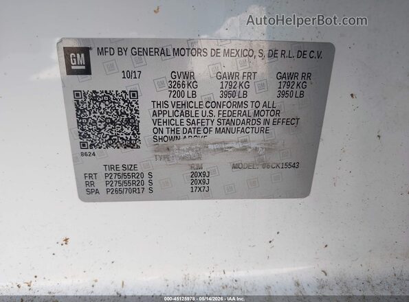 3GCUKSEC0JG193306 2018 CHEVROLET SILVERADO White Vista del compartimento del motor