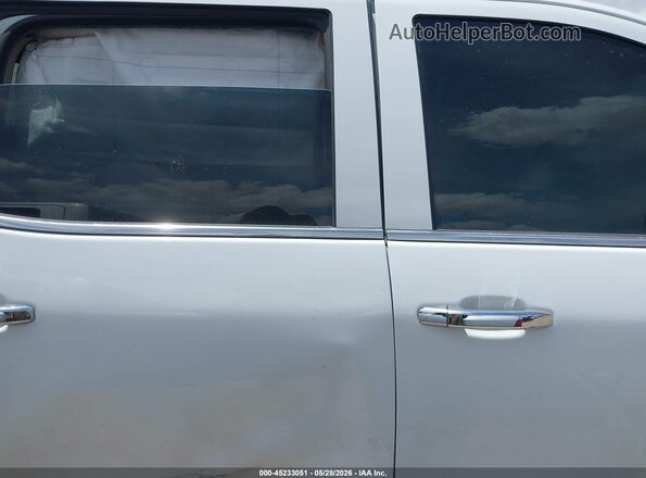 3GCUKSECXJG103482 2018 CHEVROLET SILVERADO Белый Вид задней части салона