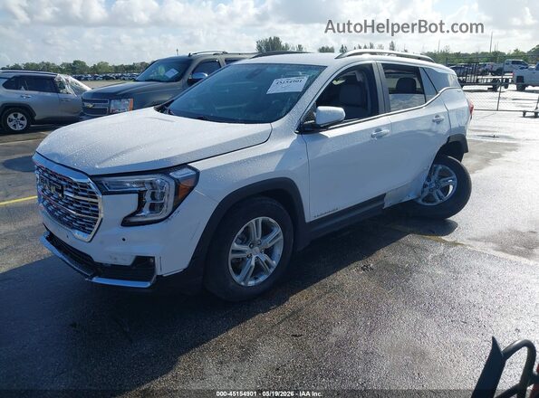 3GKALMEG4PL207257 2023 GMC TERRAIN White Vista tres cuartos delantera izquierda