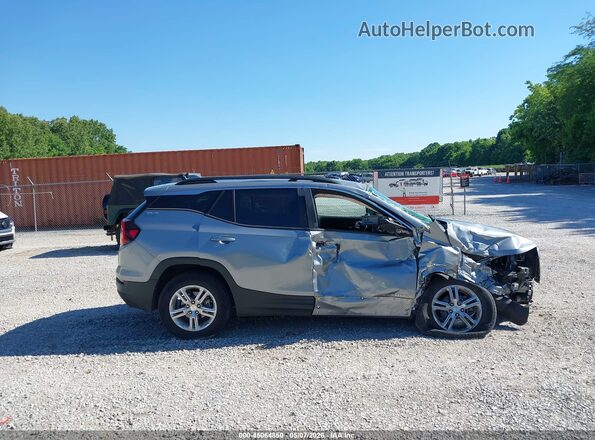 3GKALMEGXPL217548 2023 GMC TERRAIN Silver Սալոնի 360 աստիճան տեսք