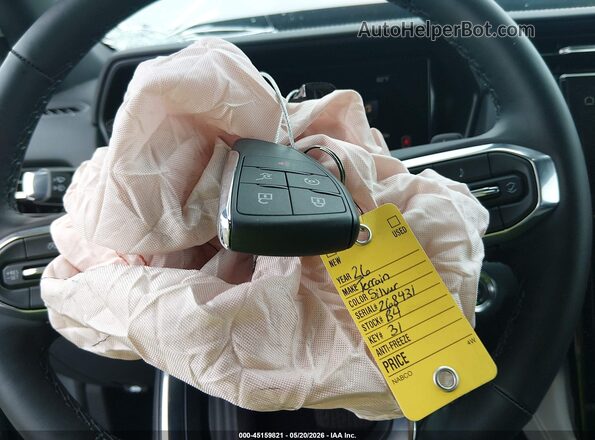 3GKALMEGXTL268431 2026 GMC TERRAIN Gray წინა პანელის ხედი