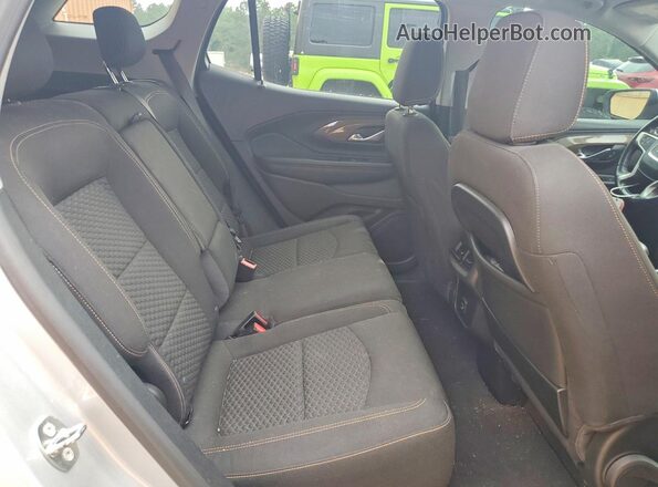 3GKALMEV3JL198007 2018 GMC TERRAIN Silver Widok tylnych siedzeń