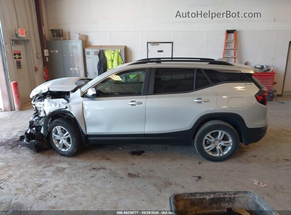3GKALMEV3NL130179 2022 GMC TERRAIN Серебряный Панорамный вид салона 360°