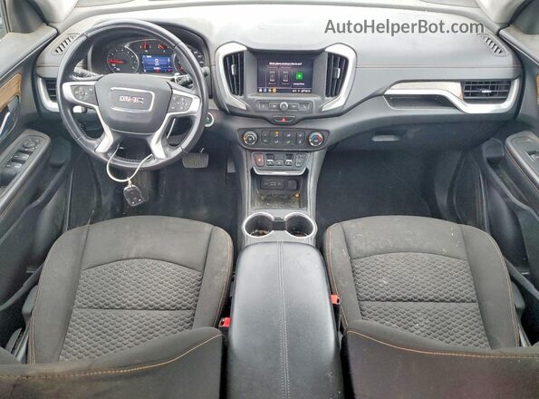 3GKALMEV9ML342213 2021 GMC TERRAIN Gray Vista del salpicadero