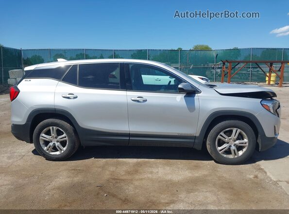 3GKALMEVXKL345389 2019 GMC TERRAIN Silver 