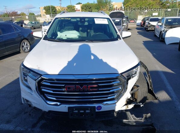3GKALPEG3PL137672 2023 GMC TERRAIN Белый Вид панели приборов