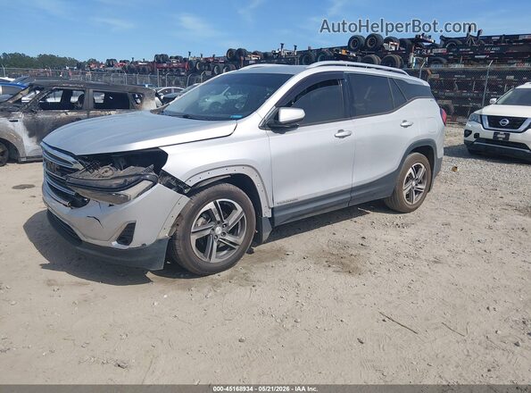 3GKALPEV6JL368412 2018 GMC TERRAIN Silver წინა მარცხენა ხედი სამი მეოთხედიდან