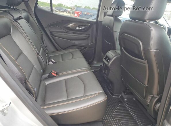3GKALPEVXML382625 2021 GMC TERRAIN Silver Widok wnętrza z tyłu
