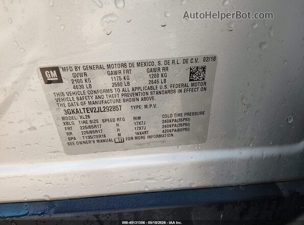 3GKALTEV2JL292857 2018 GMC TERRAIN Silver Widok komory silnika