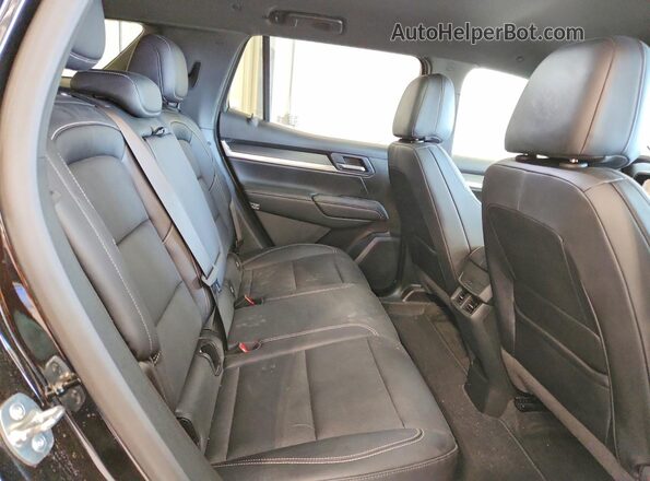 3GKALUEG6SL215112 2025 GMC TERRAIN Black Widok wnętrza z tyłu