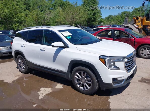 3GKALVEG2RL309102 2024 GMC TERRAIN White Rear interior view