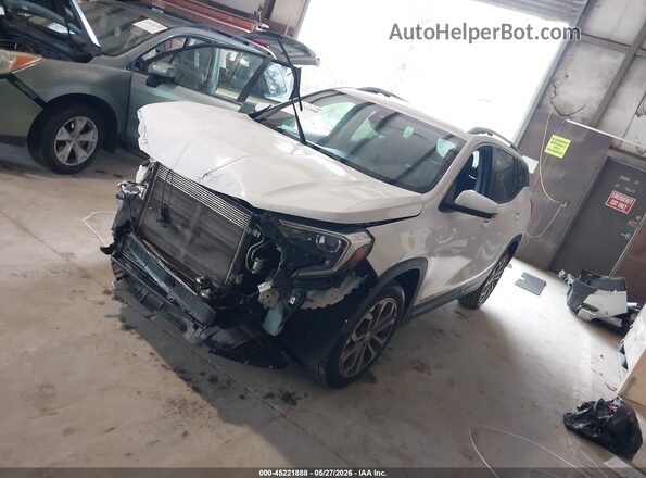 3GKALVEV3ML324392 2021 GMC TERRAIN White Vista tres cuartos delantera izquierda