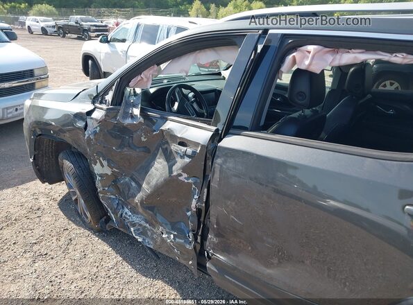 3GKALVEX3JL178265 2018 GMC TERRAIN Gray Rear interior view