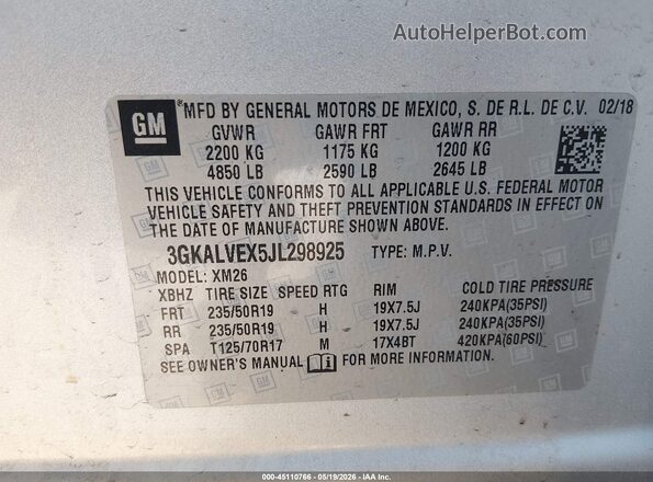 3GKALVEX5JL298925 2018 GMC TERRAIN Silver Vista del compartimento del motor