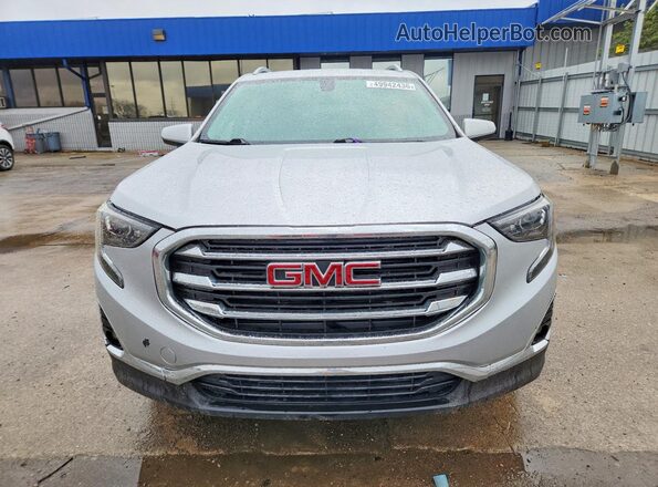 3GKALVEX9KL365852 2019 GMC TERRAIN Silver Front view