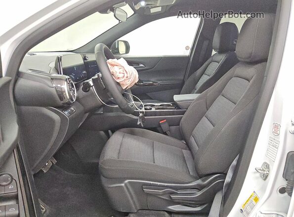 3GNAXHEG2TL372121 2026 CHEVROLET EQUINOX White Vista interior delantera