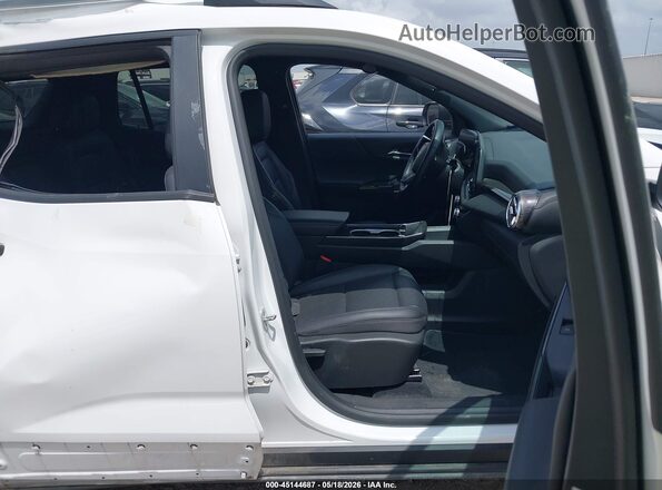 3GNAXHEG3SL183797 2025 CHEVROLET EQUINOX White Front interior view