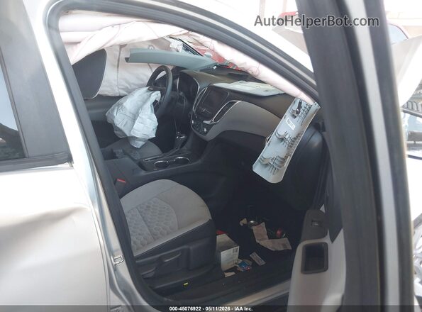 3GNAXHEV1MS119006 2021 CHEVROLET EQUINOX Gray Widok wnętrza z przodu