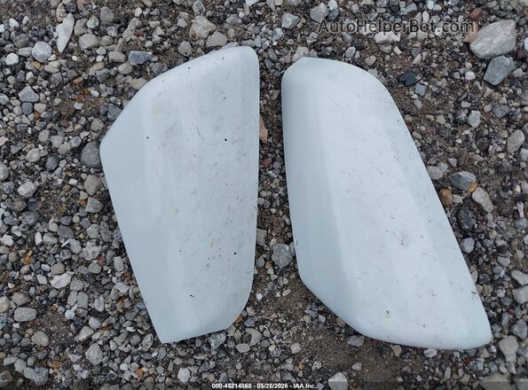 3GNAXJEV5JS545882 2018 CHEVROLET EQUINOX White ხელსაწყოთა პანელის ხედი