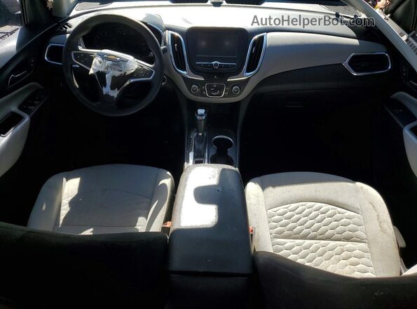 3GNAXJEV8JS561154 2018 CHEVROLET EQUINOX Silver Widok deski rozdzielczej