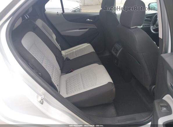 3GNAXKEV5NL242560 2022 CHEVROLET EQUINOX Silver VIN sticker view