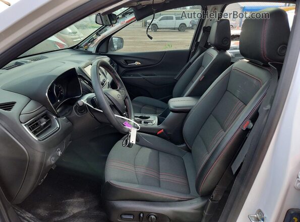3GNAXMEG7RS193581 2024 CHEVROLET EQUINOX White Widok wnętrza z przodu