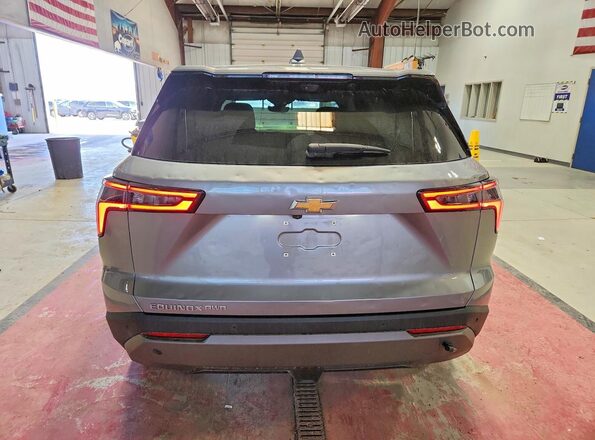 3GNAXPEG3SL131063 2025 CHEVROLET EQUINOX Silver Հետևի տեսք