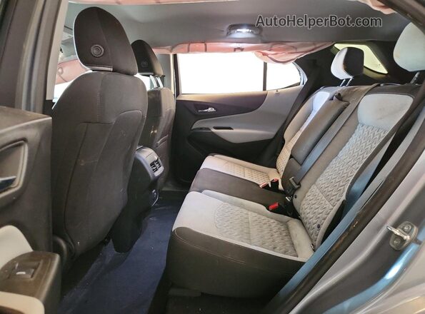 3GNAXTEG9PL247108 2023 CHEVROLET EQUINOX Gray Widok wnętrza z tyłu