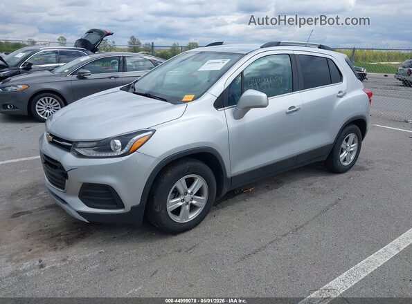 3GNCJLSB2JL232847 2018 CHEVROLET TRAX Silver 