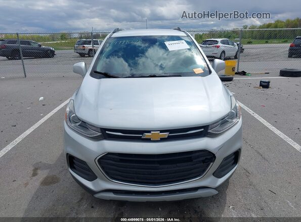 3GNCJLSB2JL232847 2018 CHEVROLET TRAX Silver 