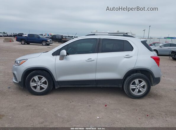 3GNCJLSB2LL335771 2020 CHEVROLET TRAX Silver 